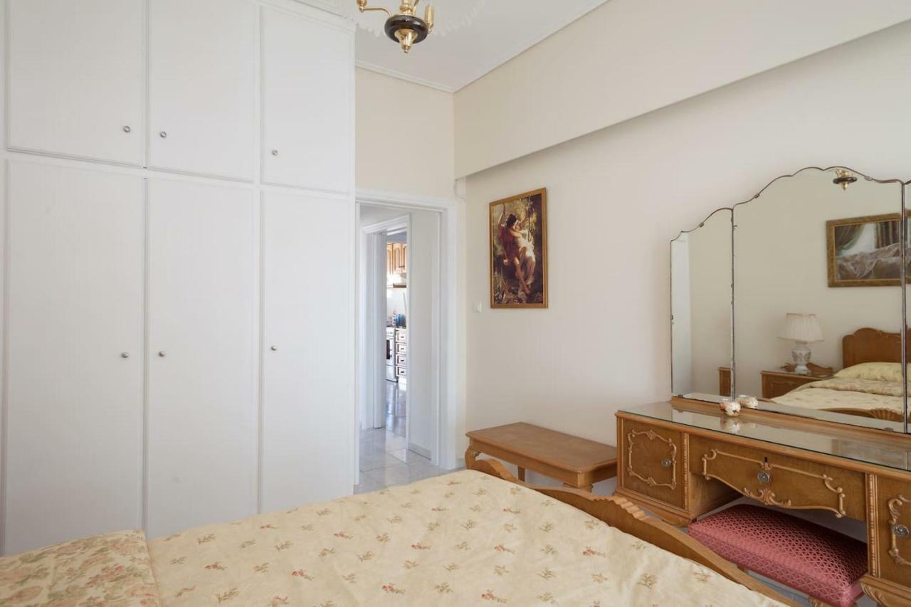 Elegant Athenian Apartment Exterior foto